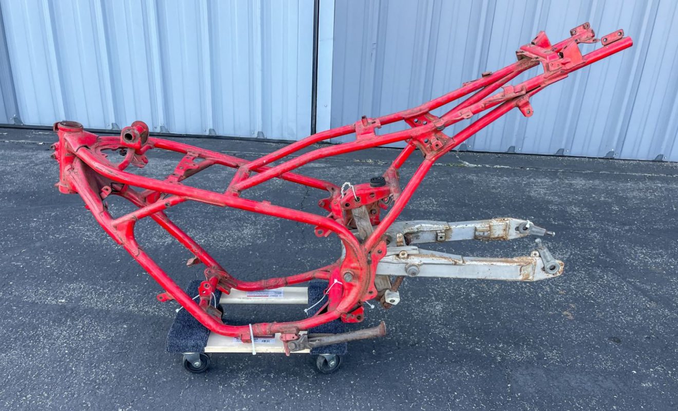 No Reserve – 1985 Yamaha RZ350 Frame and Swingarm – Iconic Motorbike ...