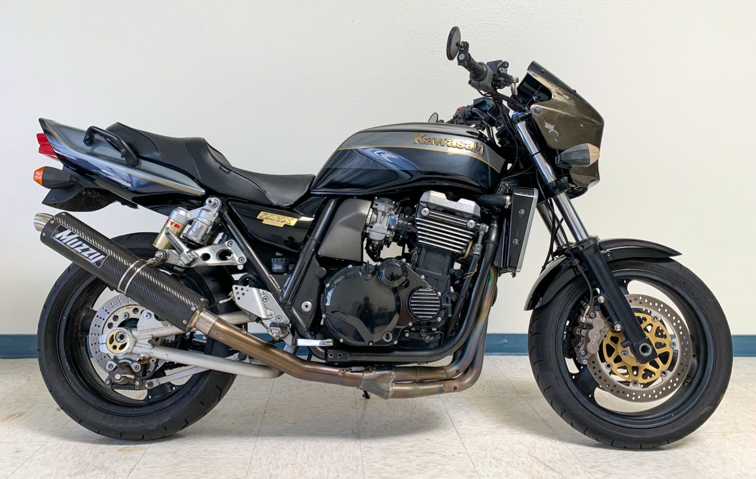 2000 Kawasaki ZRX1100 – Iconic Motorbike Auctions