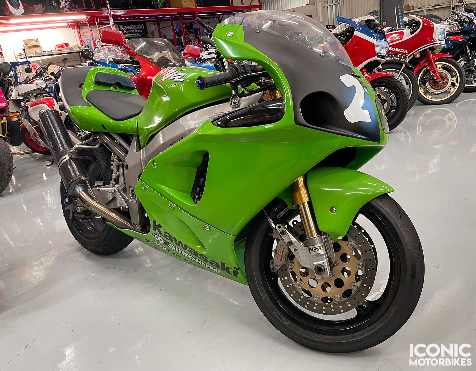 Kawasaki ZX-7RR Race Bike Iconic Auctions