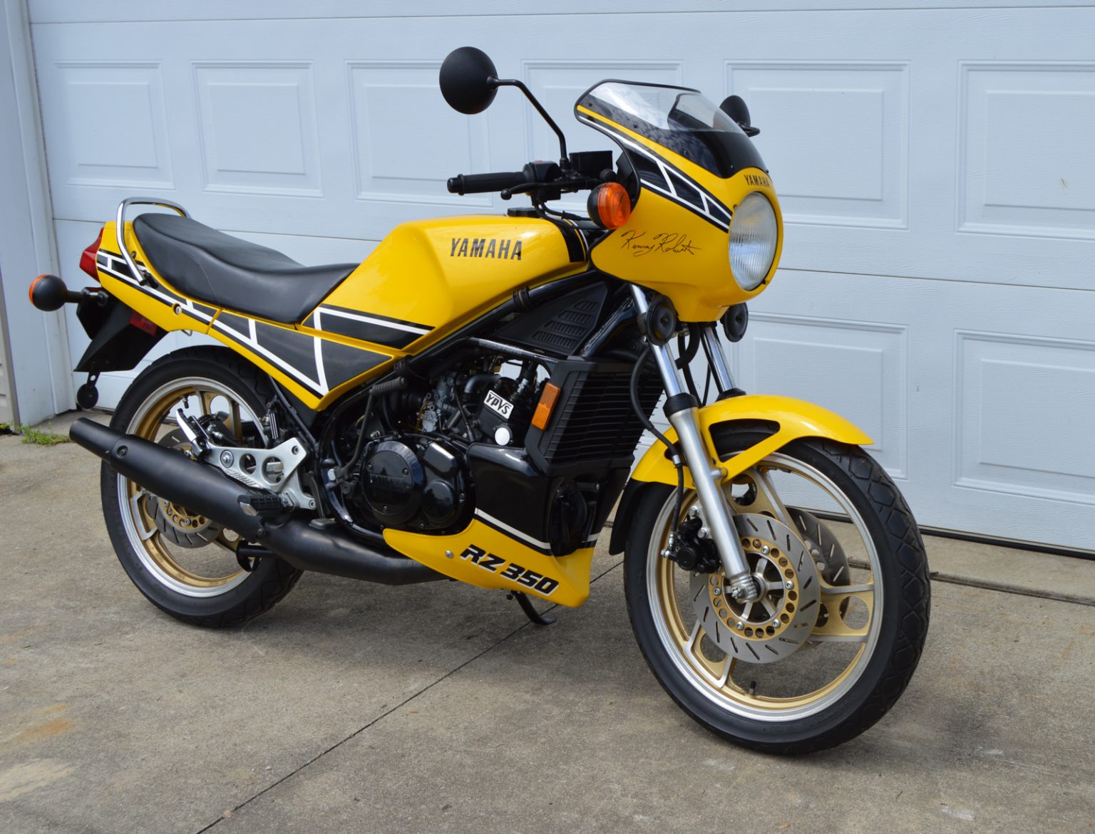 1985 Yamaha RZ350 with 1,338 Miles – Iconic Motorbike Auctions