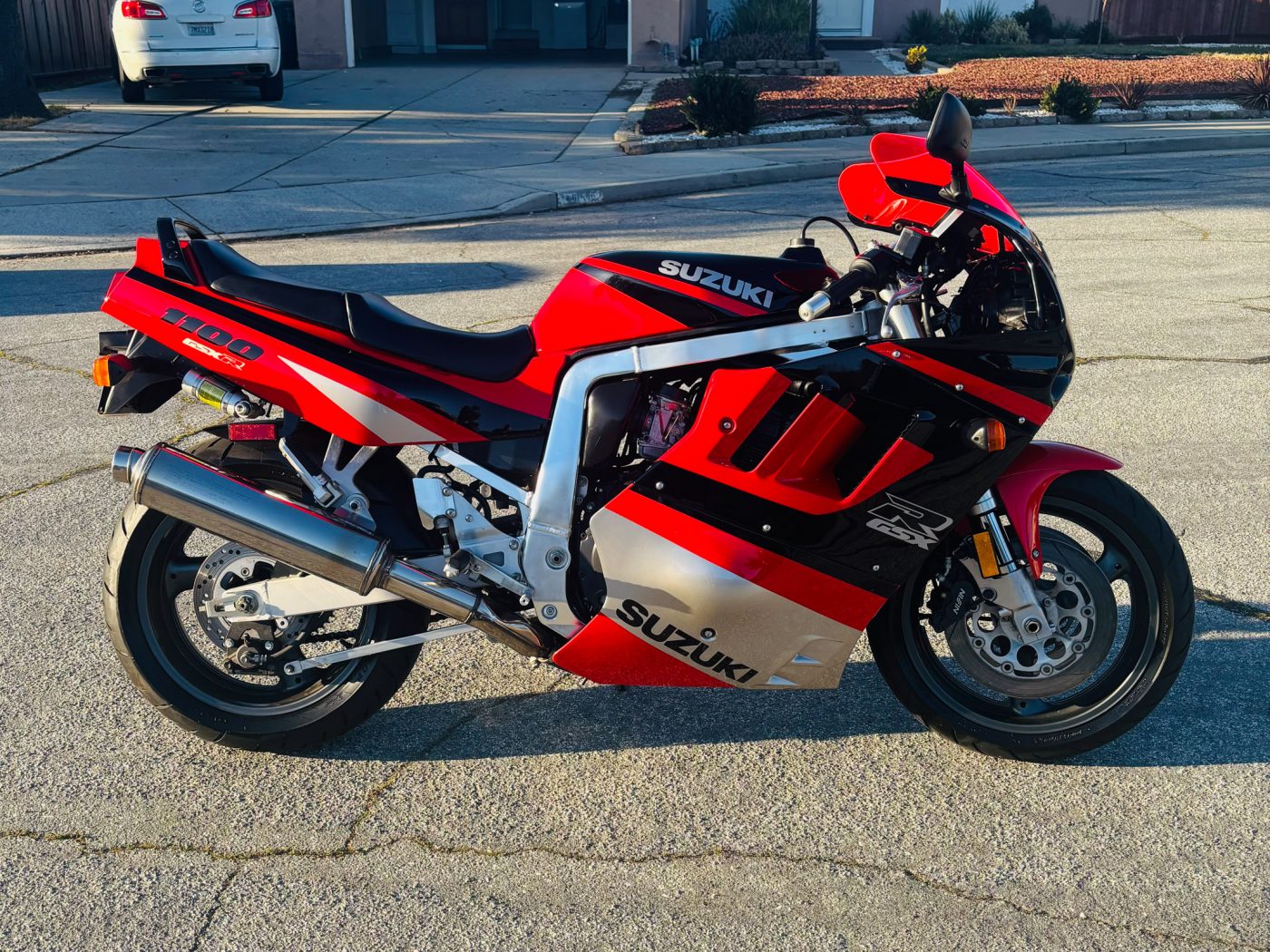 No Reserve - 1991 Suzuki GSX-R1100