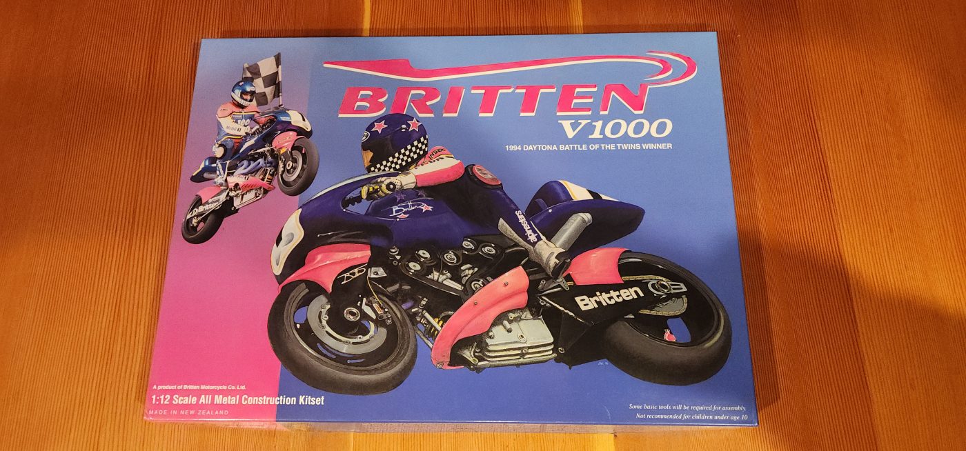 Britten V1000 1:12 Die Cast Model