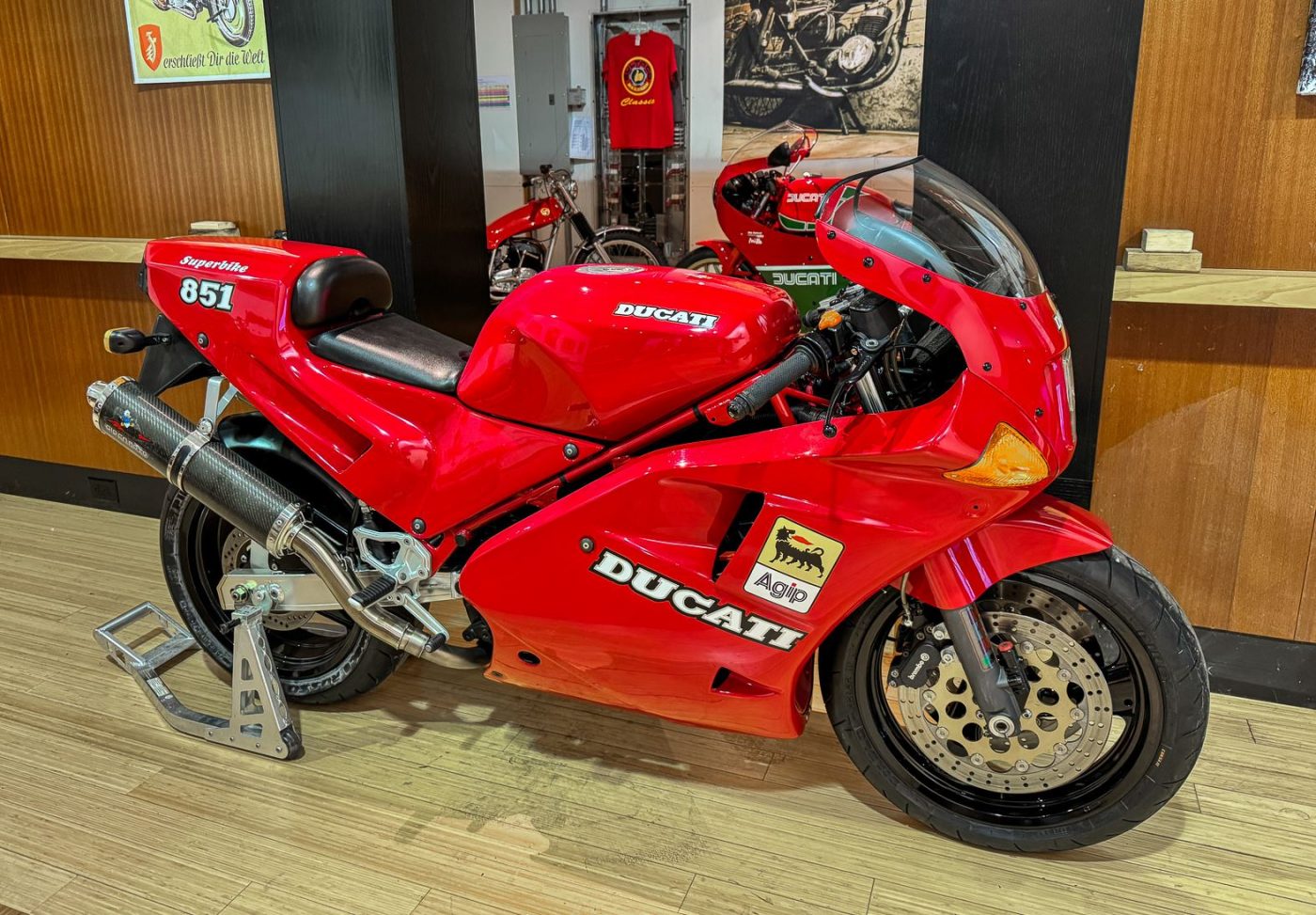 851 – Iconic Motorbike Auctions