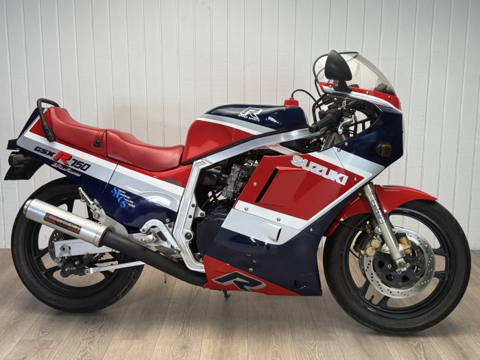 1986 Suzuki GSX-R750