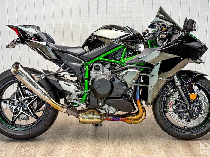 2015 Kawasaki Ninja H2 with 230 Miles
