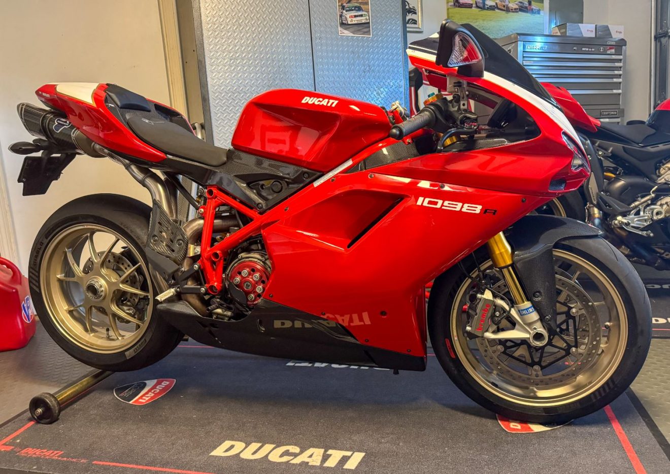2008 Ducati 1098R #252/450 – Iconic Motorbike Auctions