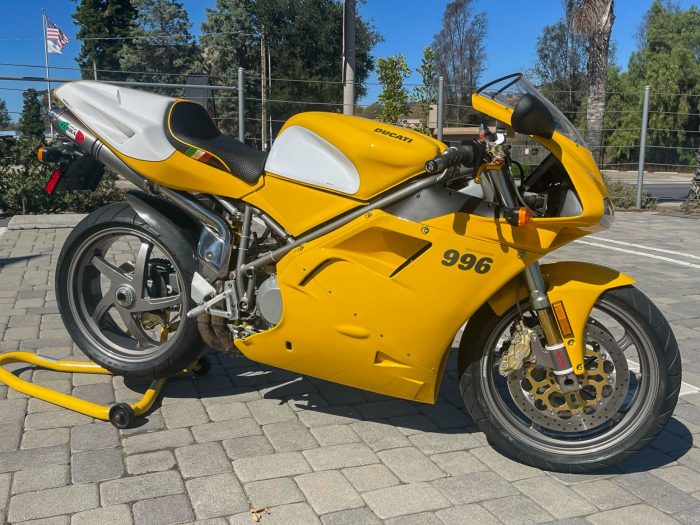 2001 Ducati 996