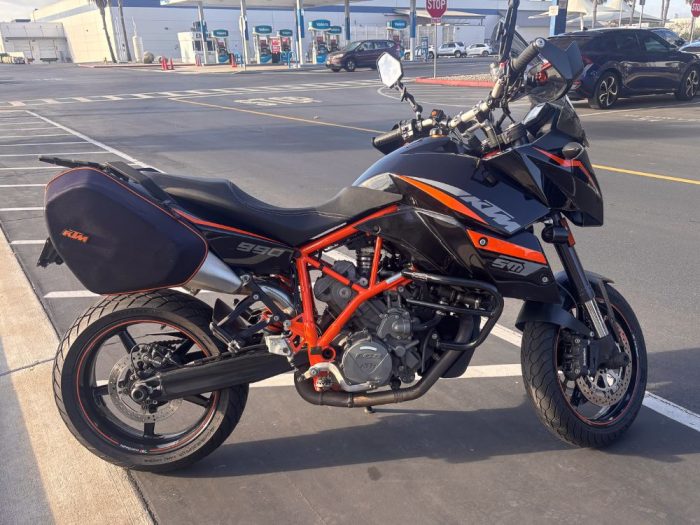 2013 KTM 990 SMT