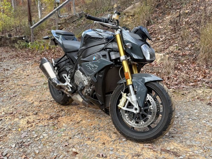 2017 BMW S1000R