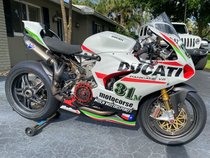 2021 Ducati Panigale V2 Race Bike