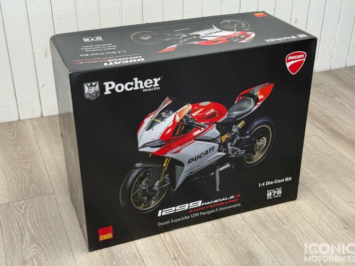 No Reserve - Pocher 1:4 Scale Ducati 1299 Panigale S Anniversario Model