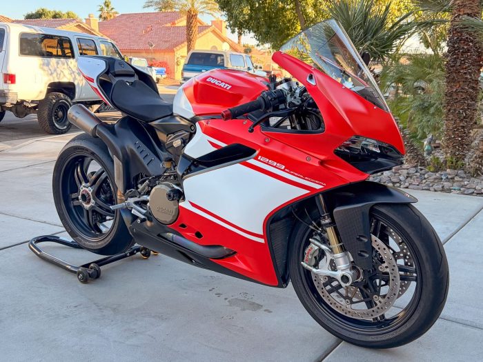 2017 Ducati 1299 Superleggera #60