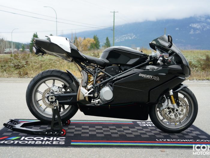 2007 Ducati 749S With 390 Miles