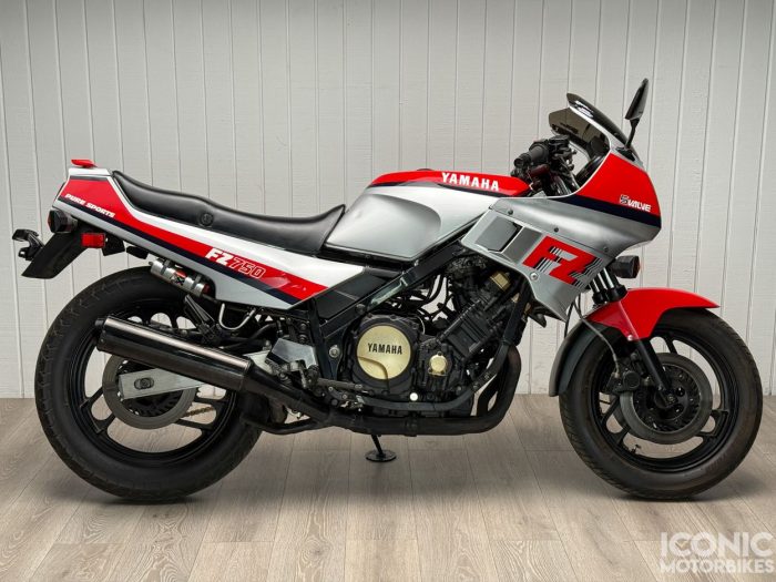 1985 Yamaha FZ750 Project (Ienatsch Collection)