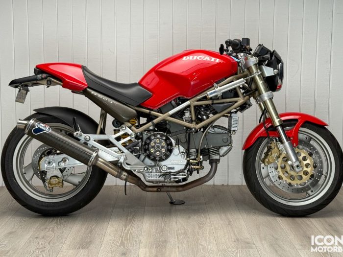1996 Ducati Monster M900 (Northern California Superbike Collection)