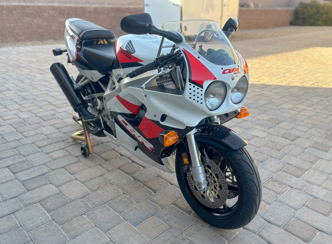 CBR900RR – Iconic Motorbike Auctions