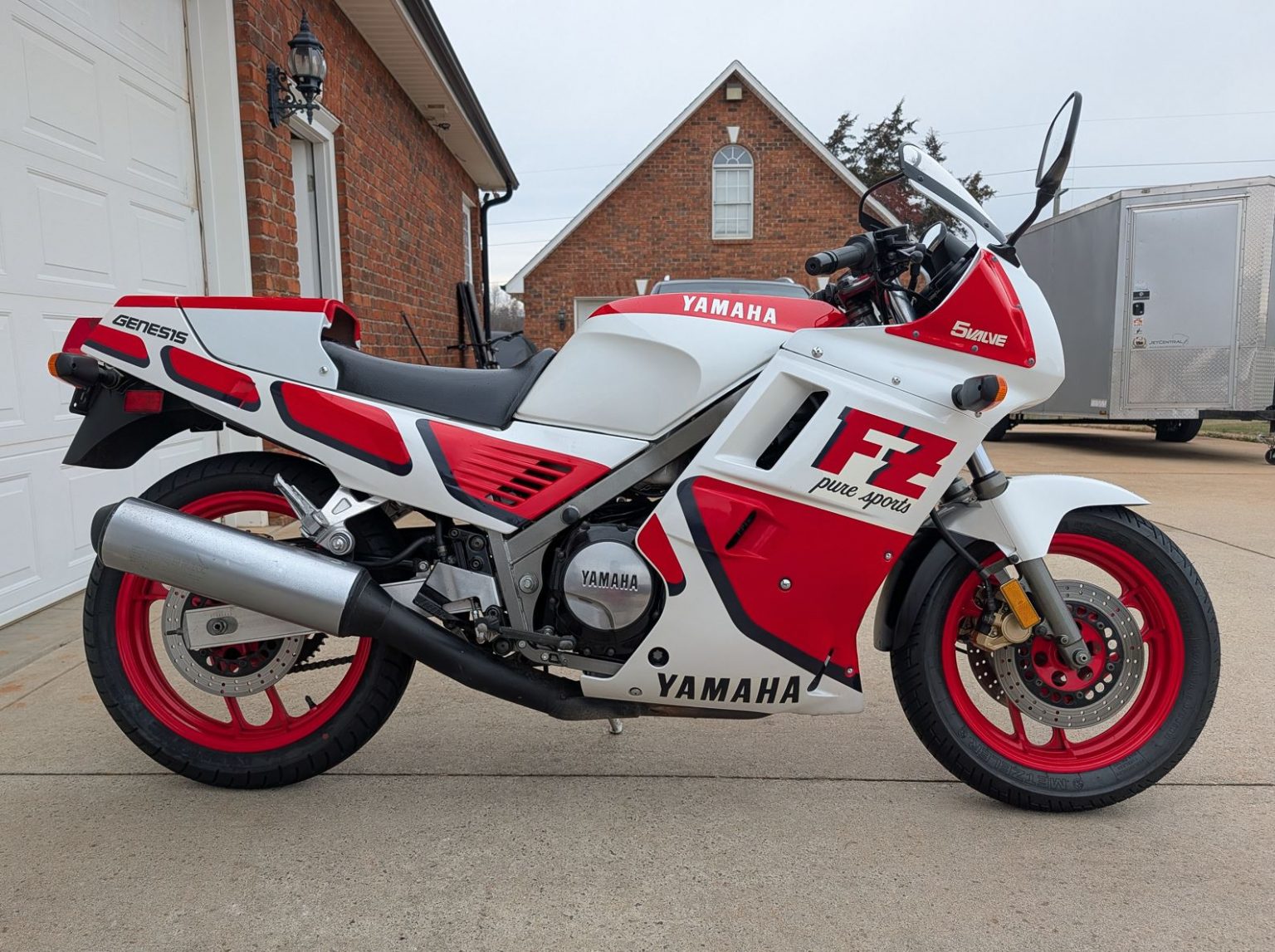 1987 Yamaha FZ700 – Iconic Motorbike Auctions