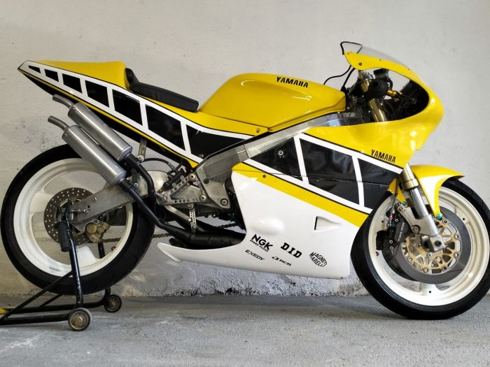 1991 Cagiva Mito with Yamaha RD400 Motor