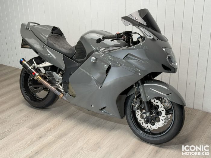 2002 Honda CBR1100XX Super Blackbird