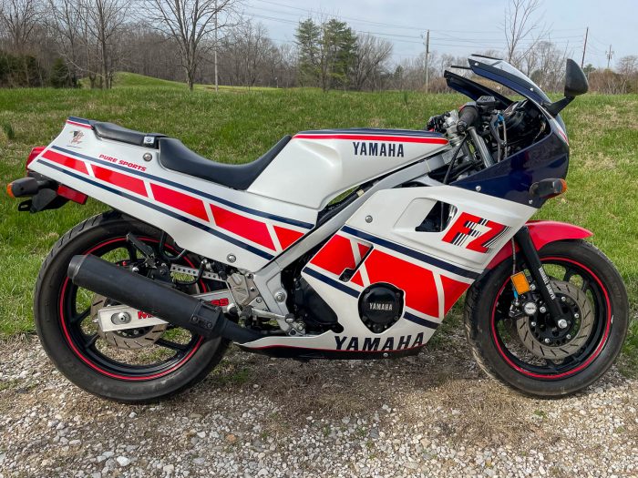 1986 Yamaha FZ600