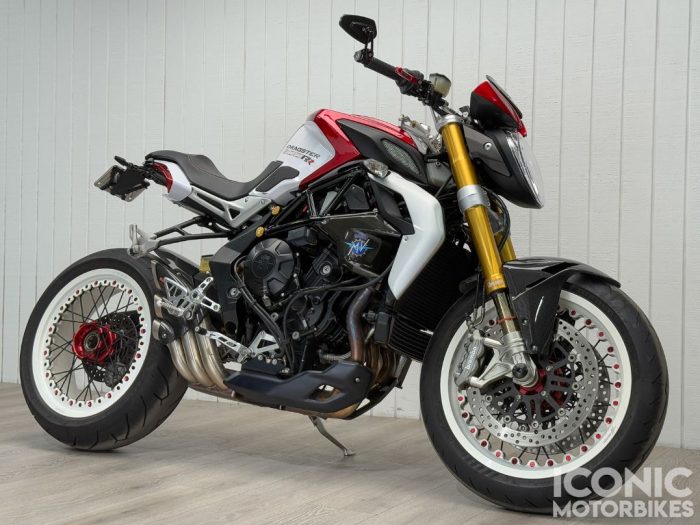 2016 MV Agusta Dragster 800 RR