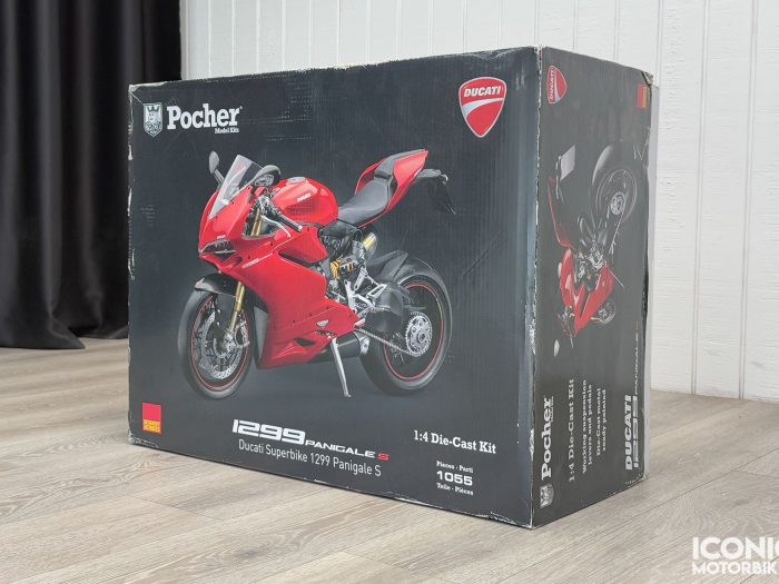 No Reserve - Pocher 1:4 Scale Ducati 1299 Panigale S Model