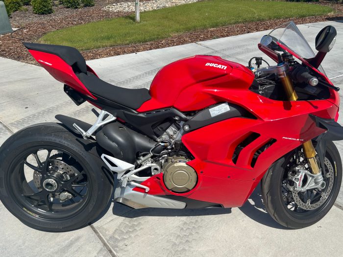 2021 Ducati Panigale V4 S