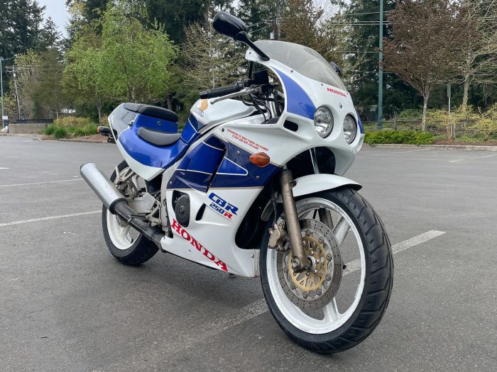 1989 Honda CBR250R "Hurricane"