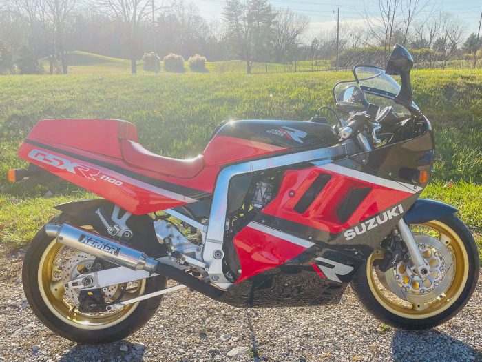 1989 Suzuki GSX-R1100