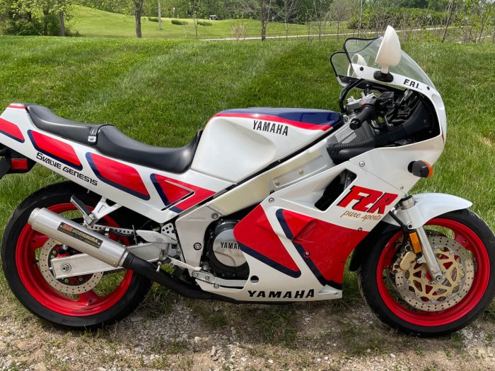 1987 Yamaha FZR1000