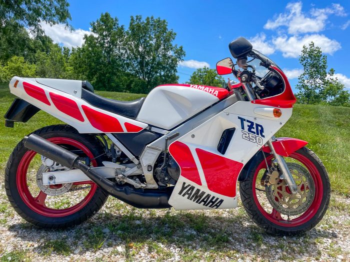 1985 Yamaha TZR250