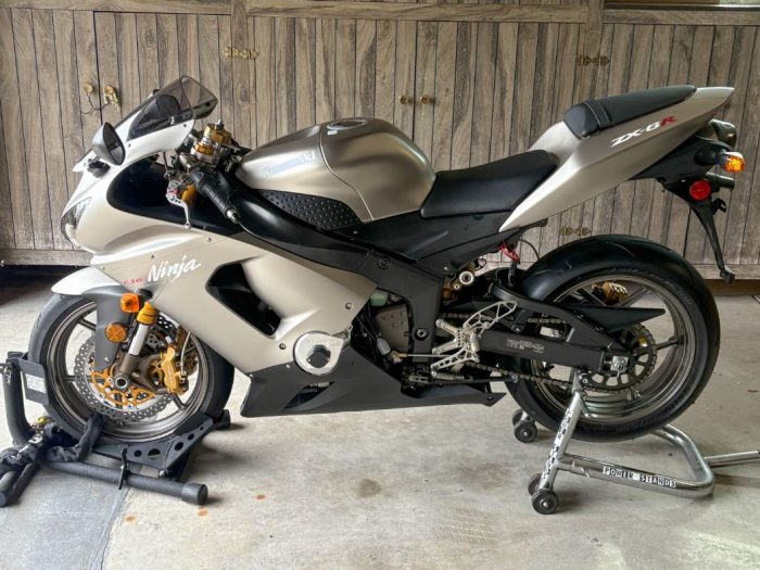 2005 Kawasaki ZX-6R With 944 Miles
