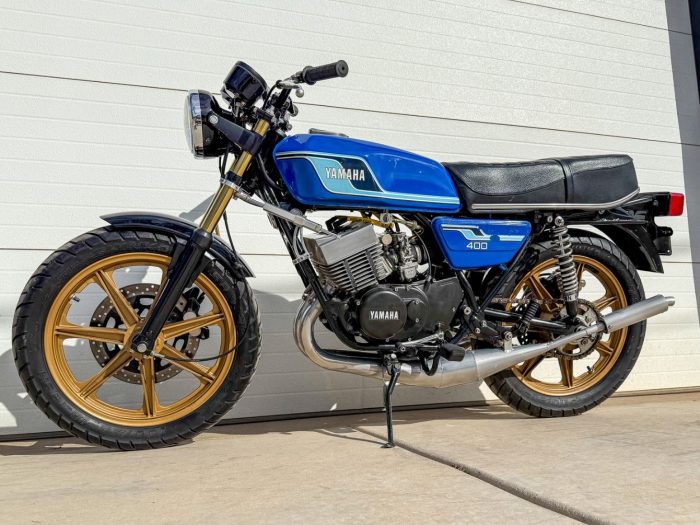 1977 Yamaha RD400