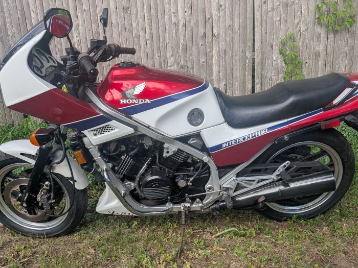 1985 Honda VF700F Interceptor