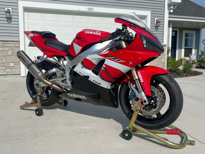 2000 Yamaha R1 With 1,203 Miles