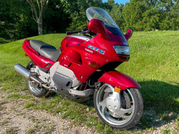 1993 Yamaha GTS1000