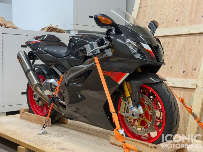 2004 Aprilia RSV1000R Nera #28