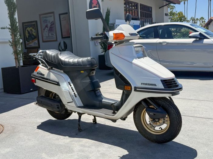 1986 Honda Elite 250 With 426 Miles