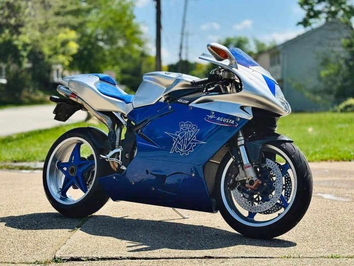 2002 MV Agusta F4 750 With SP-01 "Viper" Kit #25/50 With 866 Miles