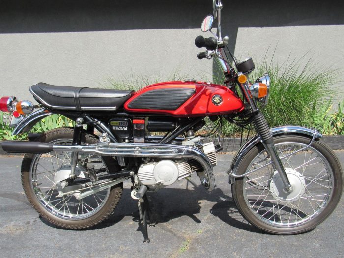 1969 Suzuki T125 Stinger