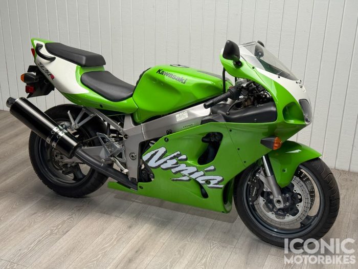 1998 Kawasaki ZX-7R Project