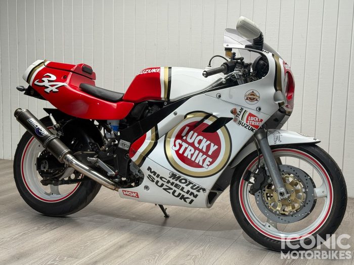 1988 Suzuki GSX-R400