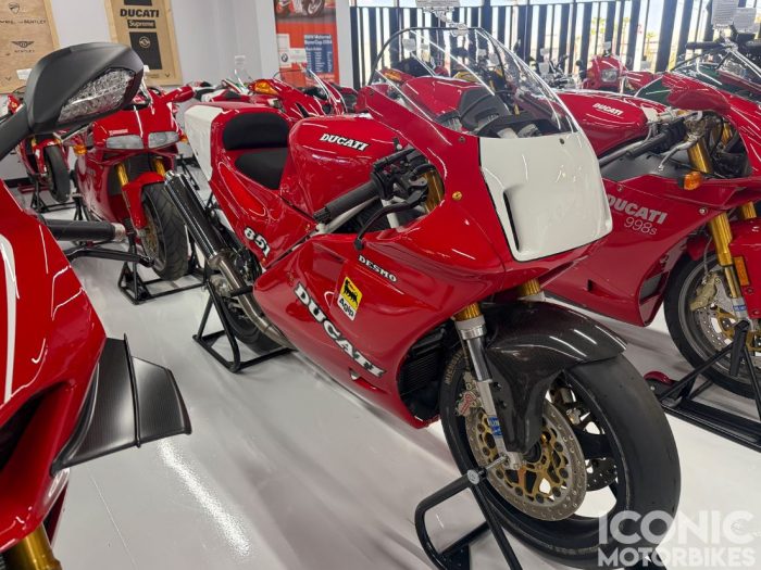 1991 Ducati 851 Raymond Roche Replica