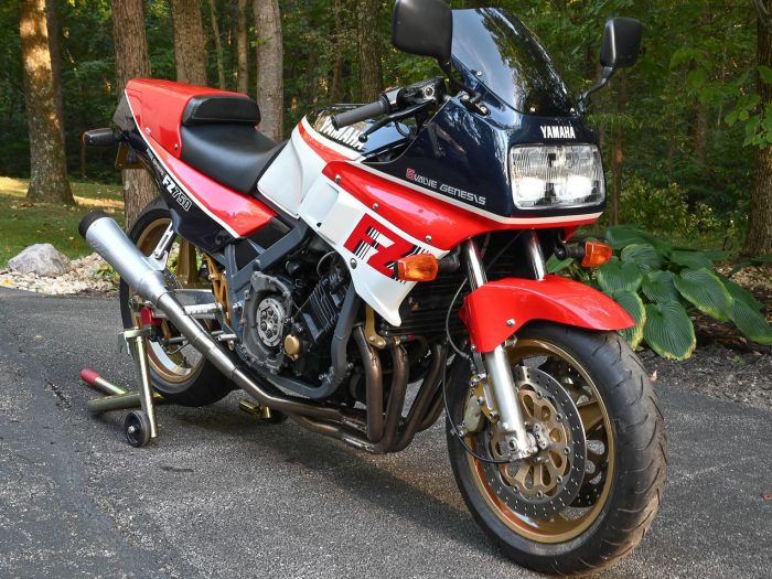 1986 Yamaha FZ750