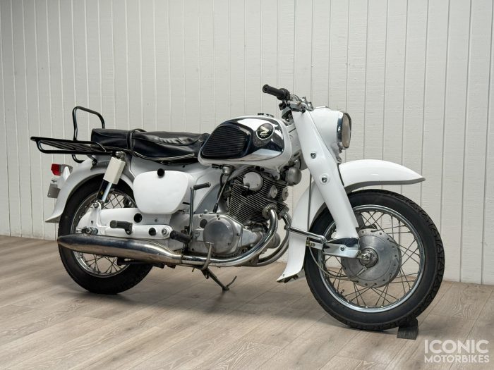 No Reserve - 1963 Honda Dream CA77 300 (Byron Blend Collection)