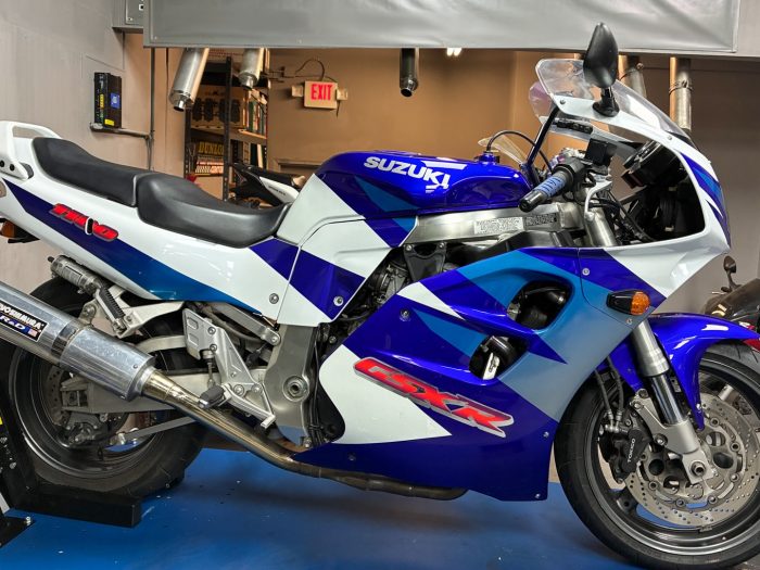 1997 Suzuki GSX-R1100