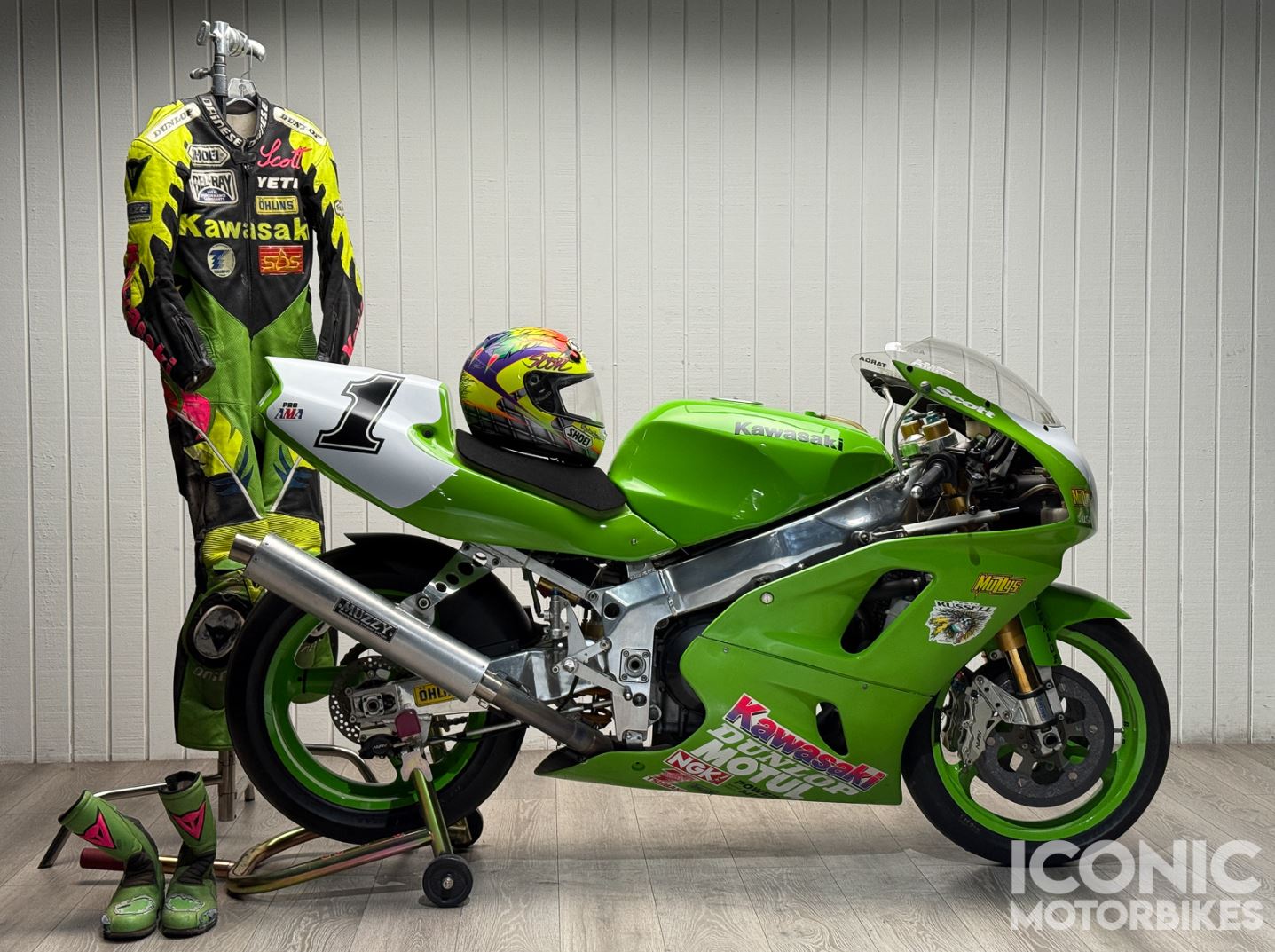 1993 Muzzy Kawasaki ZX-7R Scott Russell WSBK – Iconic Motorbike